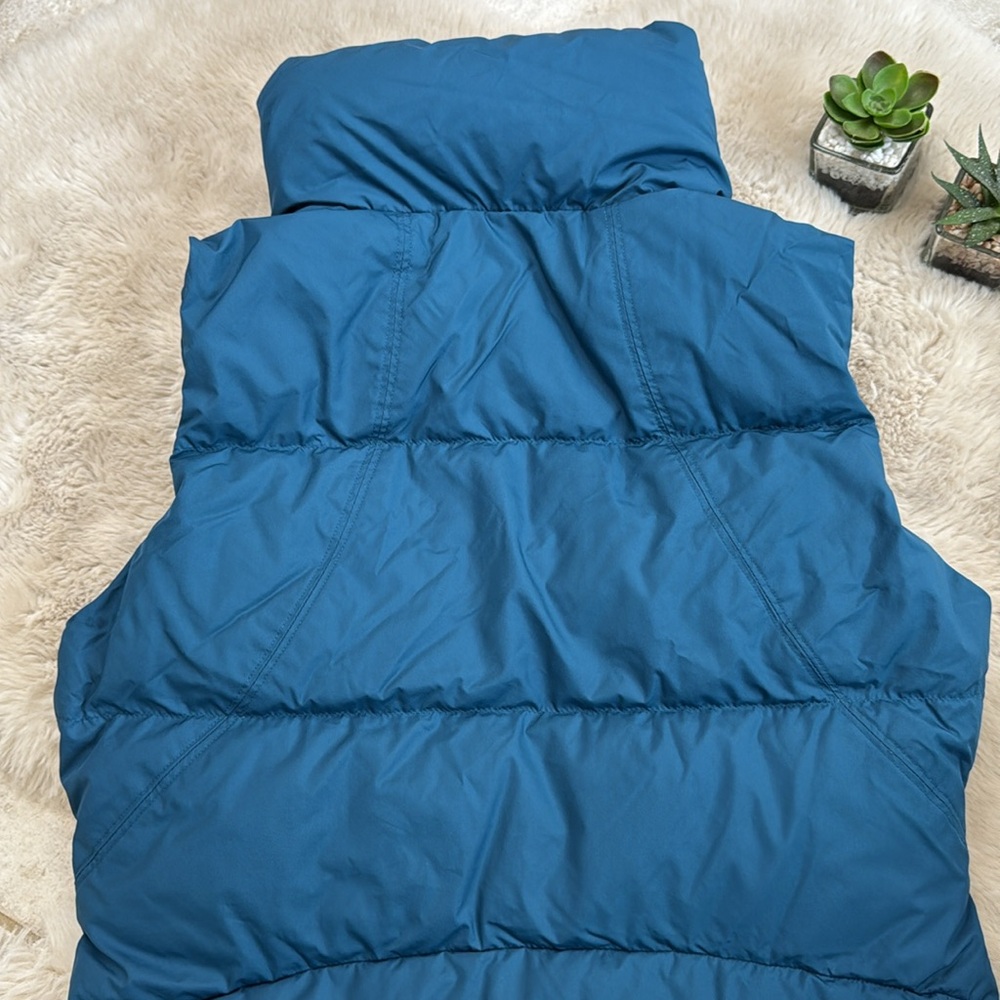Athleta Downtown Puffer Vest Down in Dark Sardina Blue / Teal Small Semi Fitted - Picture 8 of 14